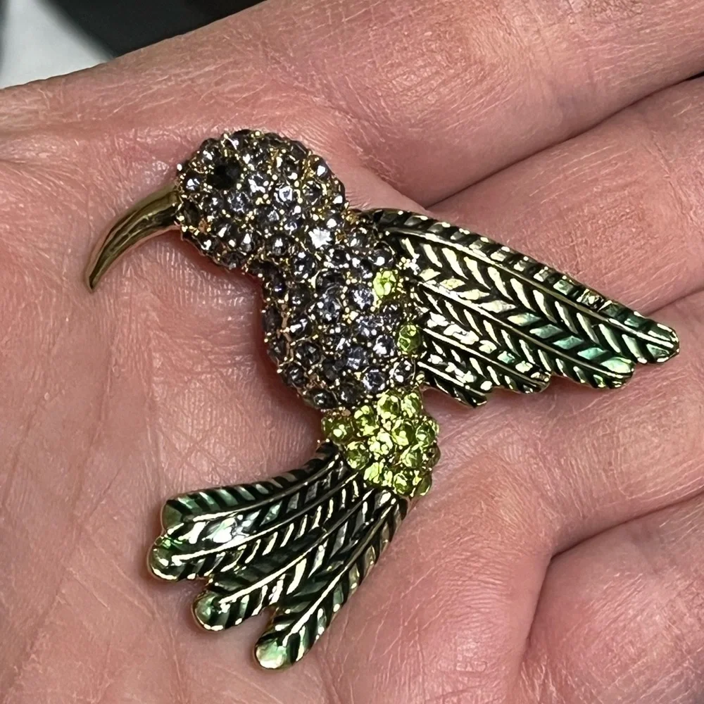 Hummingbird Enamel Rhinestone Brooch - Picture 10 of 12
